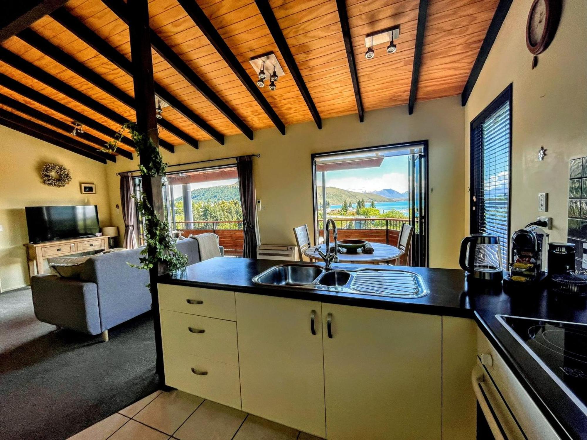 Tekapob2 Lakeview Apartment Lake Tekapo Dış mekan fotoğraf